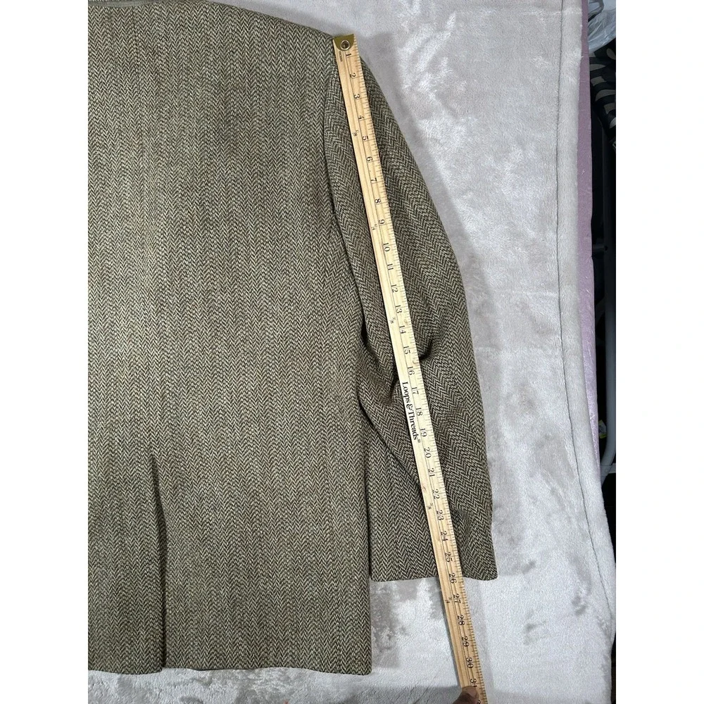 VTG Harris Tweed Blazer Mens 44L Brown Herringbone Wool Handwoven Sport Coat